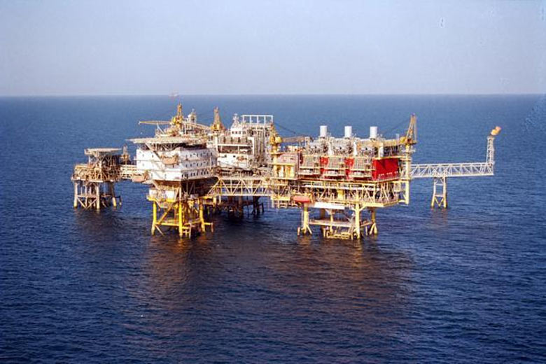 setback-for-ril-ongc-18-cut-in-natural-gas-price