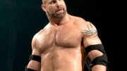 Goldberg returns to WWE Raw, accepts Brock Lesnar's challenge
