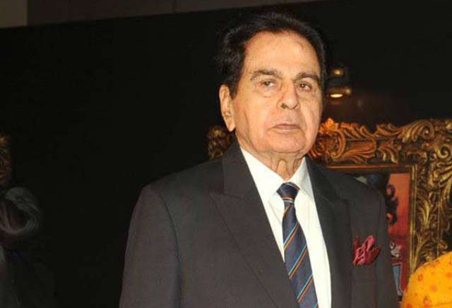 Dilip Kumar's kidney still affected, no improvement, say Lilavati doctors