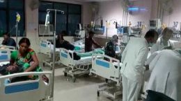 Gorakhpur tragedy: Yogi Adityanath should suspend hospital administration,quit govt to take moral responsibility