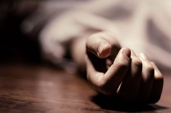 D-group staffer of I-T dept jumps to death from 6th floor