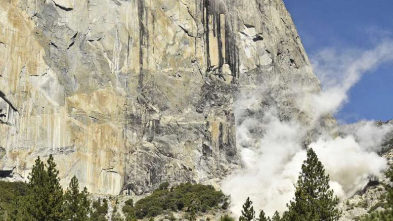 Rock fall strikes Yosemite National Park for a second day