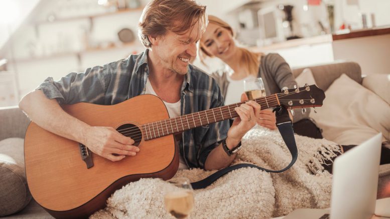 Music could make men appear more attractive to women