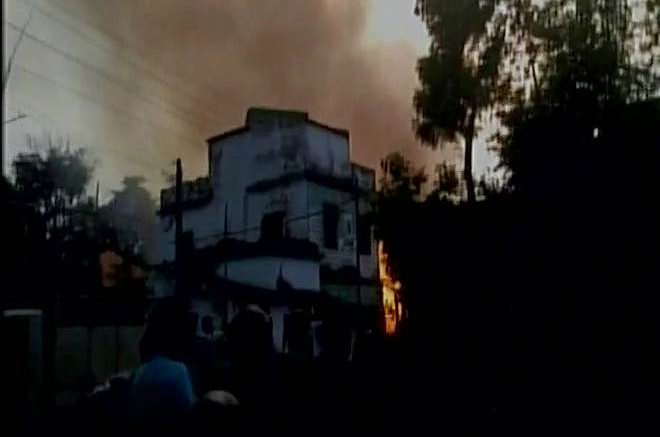 Jharkhand fire: 8 killed, 25 injured at firecracker factory in Kumardubi