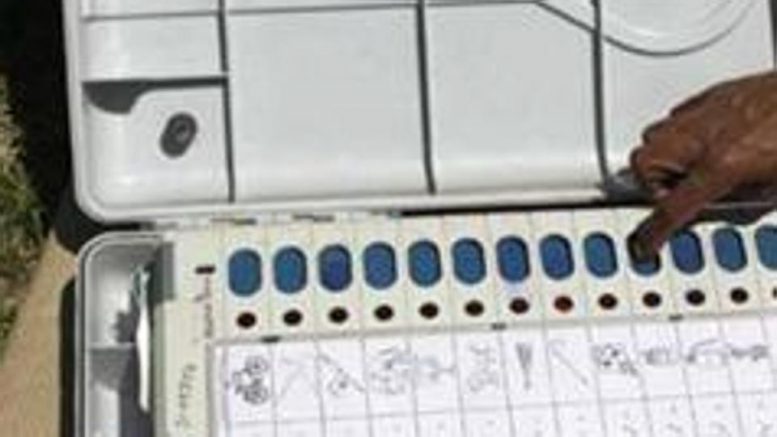 Election Commission likely to announce Gujarat, Himachal Pradesh Assembly election dates today