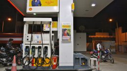 Fuel cheaper in Maharashtra, poll-bound Gujarat, Himachal : Cut in VAT on petrol, diesel