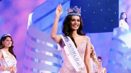 Manushi Chhillar crowned Miss World 2017