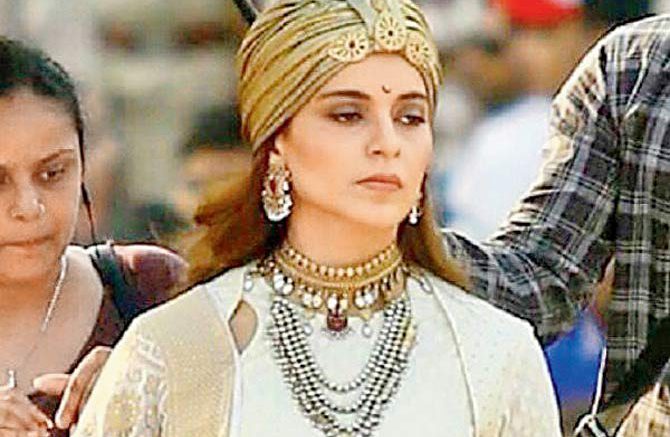 Kangana Ranaut’s ‘Manikarnika: The Queen of Jhansi’ to clash with Akshay Kumar’s ‘Gold’?